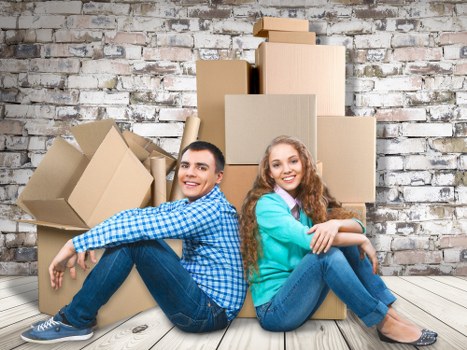 Customer raising a service concern in a storage setting