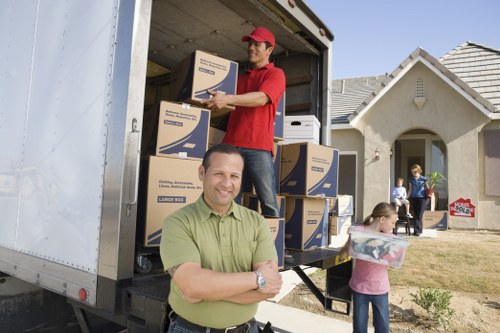 Packing and preparing belongings for flat removals in Ardleighgreen