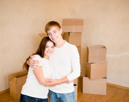 Short-term storage facility in Ardleighgreen for temporary belongings